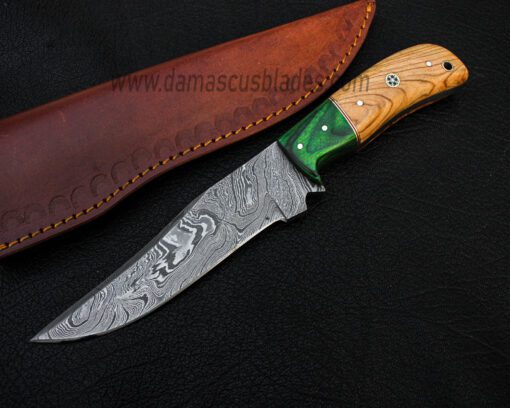 Hunting knife and sheath