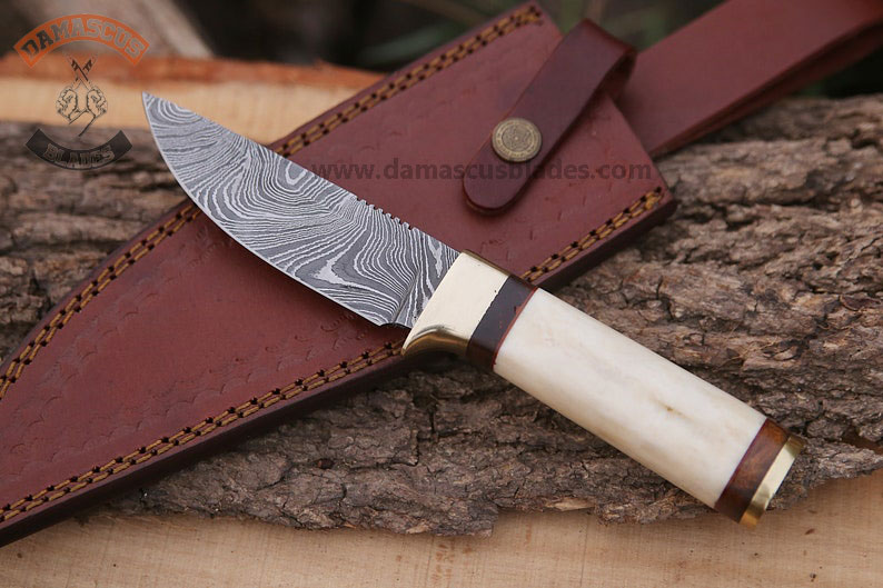 Forged Damascus fixed blade hunting knife