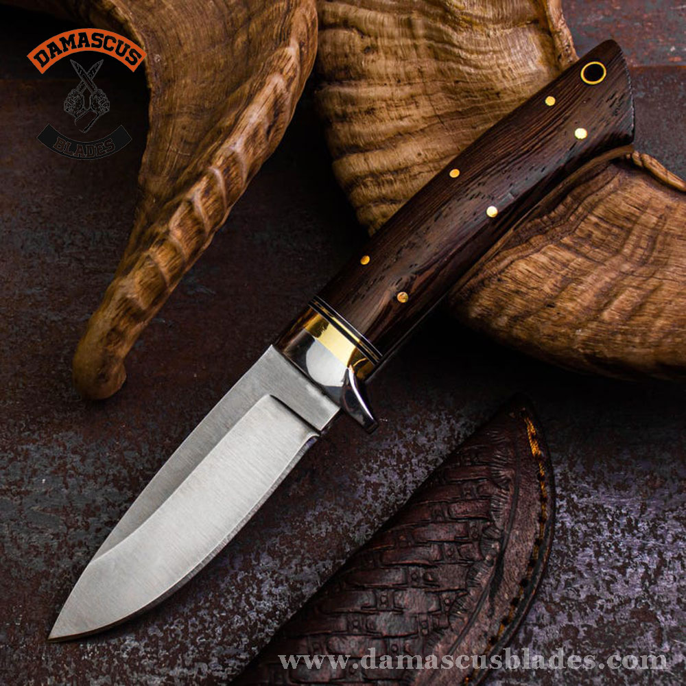 Handmade hunting knife