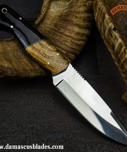 Custom D2 steel survival knife