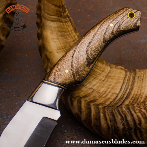 Full tang knife